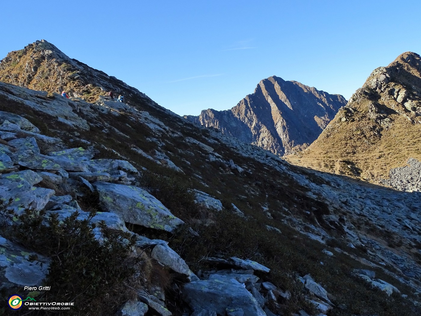 82 Verso Bocchetta di Budria con vista in Pedena.JPG